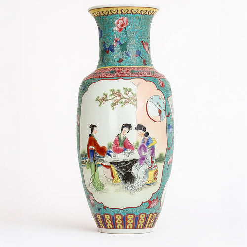 Antique Chinese Porcelain Vase – Famille Rose Decoration, Early 20th Century
